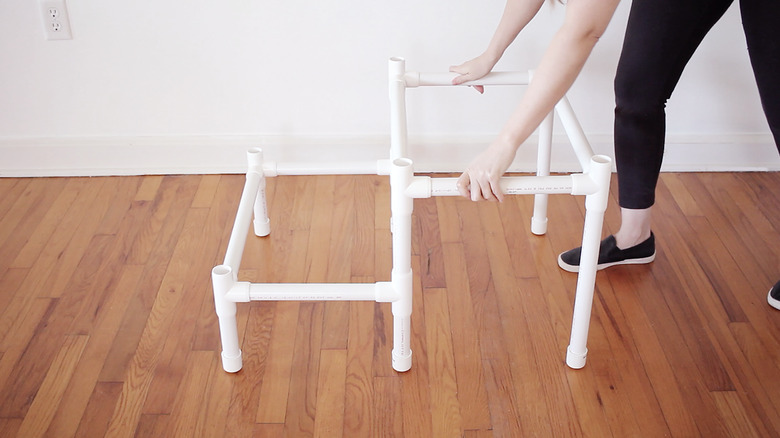 Inserting second level into first level of cat tree