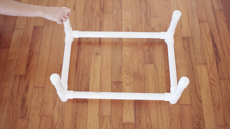 Gluing legs to first level of cat tree