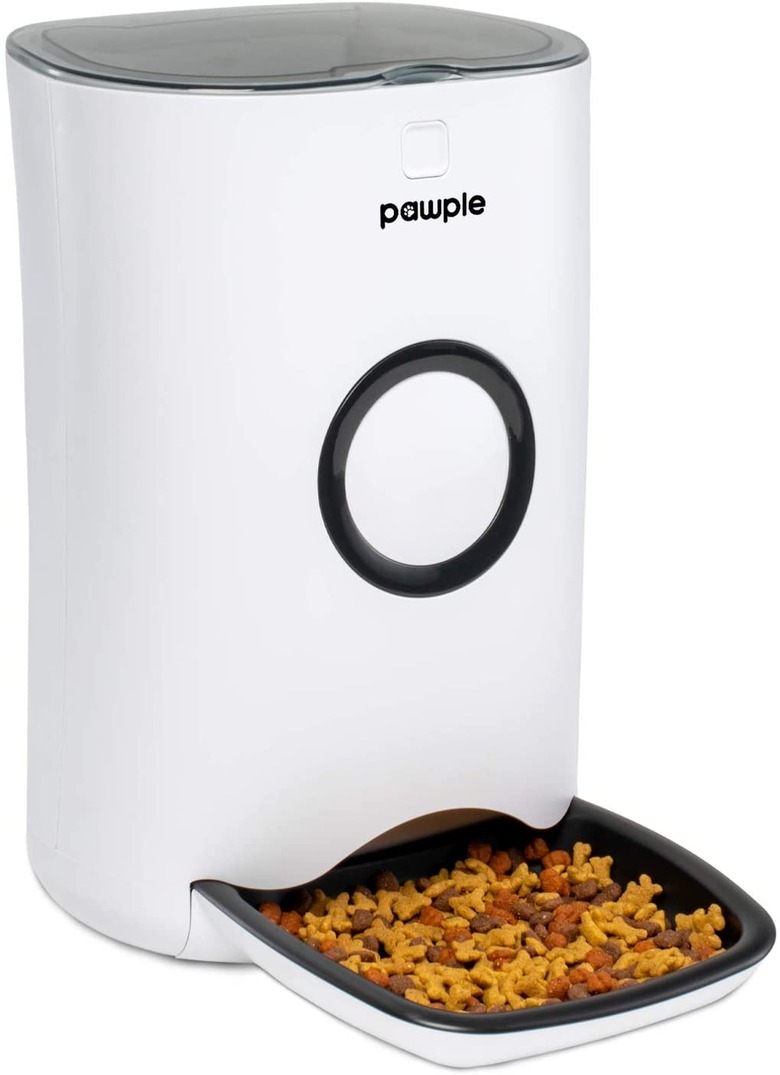 Pawple Automatic Dog and Cat Feeder against a white background. The resevoir holds 20 cups of food and it's disepnsed into a wide